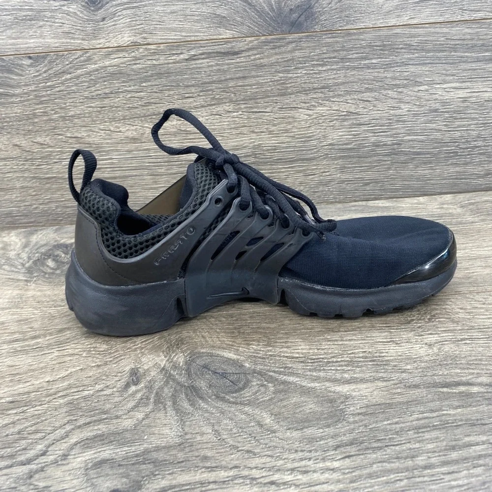 Nike Air Presto Sneakers Youth 5Y Black Triple Black Mesh Low Top 833875-003